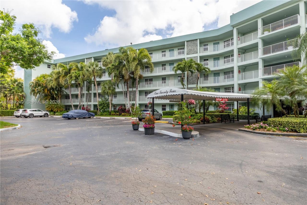 806 Cypress Grove Ln , Unit 111, Pompano Beach, FL 33069 Photo