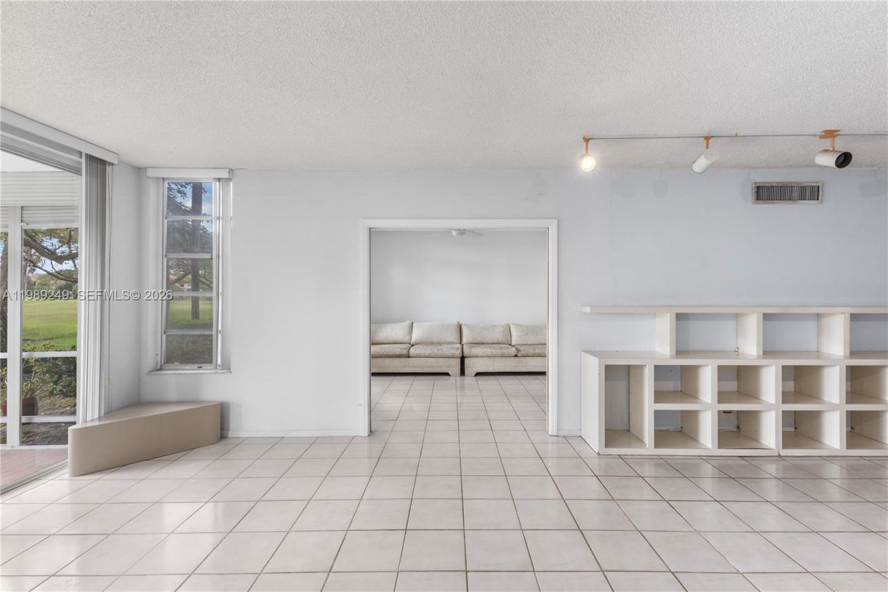 806 Cypress Grove Ln , Unit 111, Pompano Beach, FL 33069 Photo