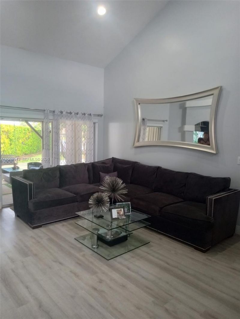 8353 SW 161st Pl, Miami, FL 33193 Photo