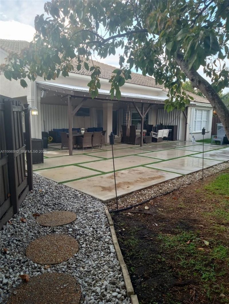 8353 SW 161st Pl, Miami, FL 33193 Photo