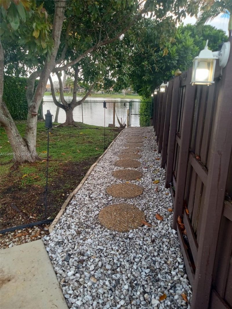 8353 SW 161st Pl, Miami, FL 33193 Photo