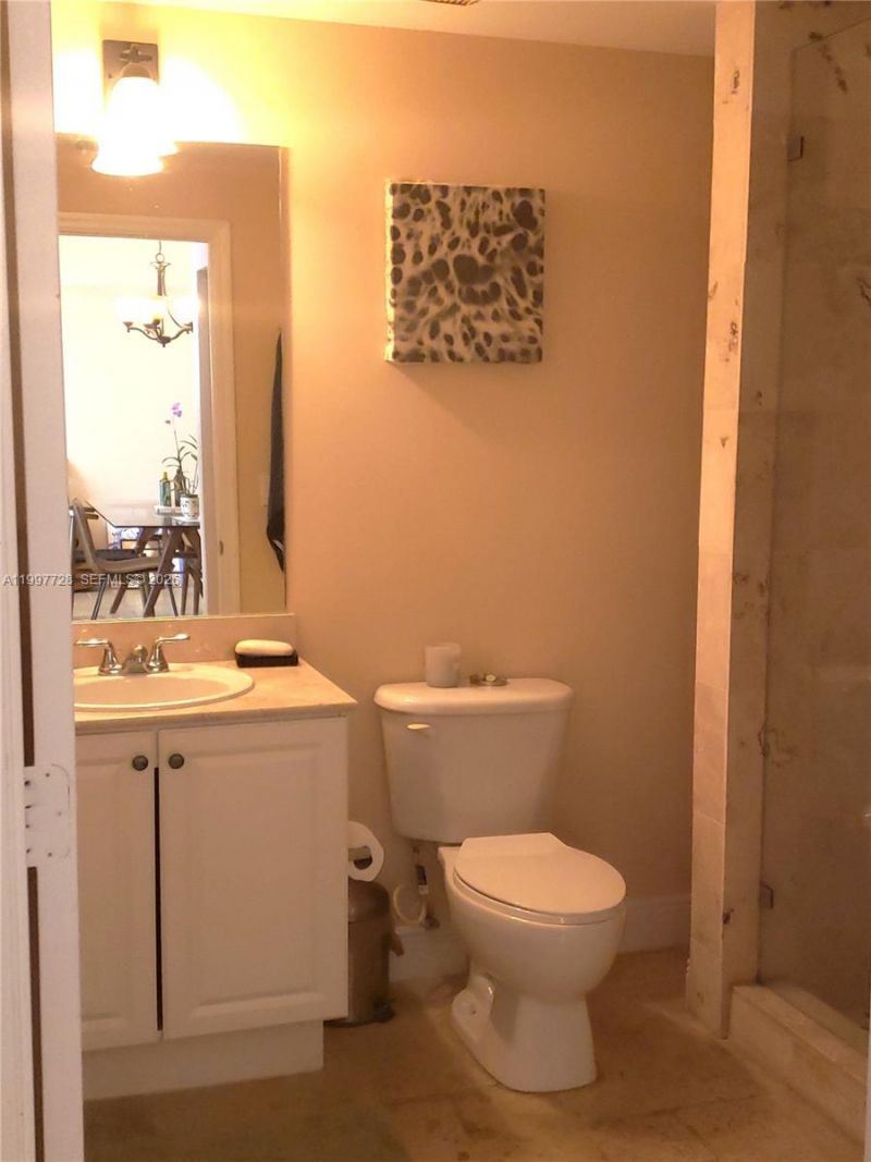 357 Almeria Ave, Unit 705, Coral Gables, FL 33134 Photo