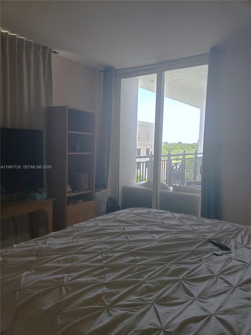 357 Almeria Ave, Unit 705, Coral Gables, FL 33134 Photo