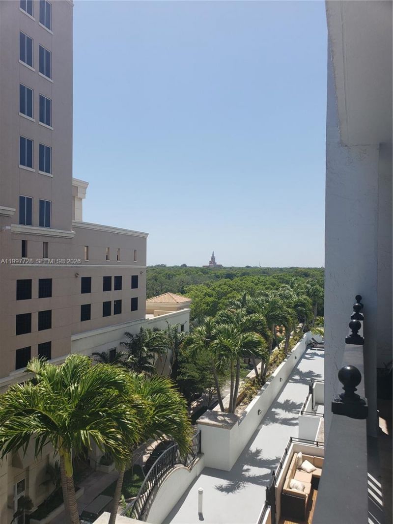 357 Almeria Ave, Unit 705, Coral Gables, FL 33134 Photo