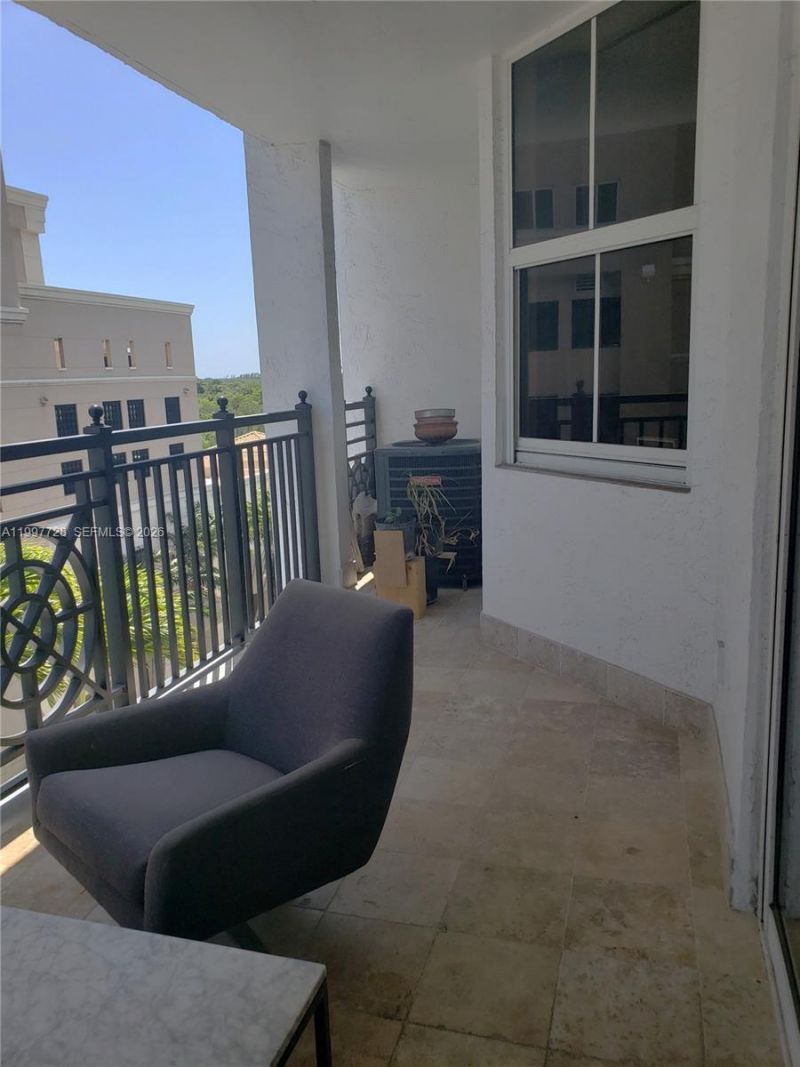 357 Almeria Ave, Unit 705, Coral Gables, FL 33134 Photo