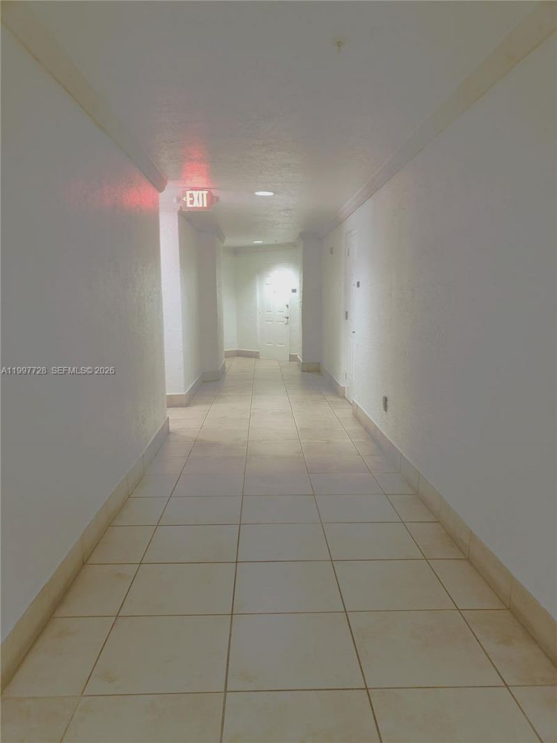 357 Almeria Ave, Unit 705, Coral Gables, FL 33134 Photo
