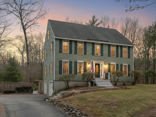 155 Chase Road, South Hampton, NH 03827