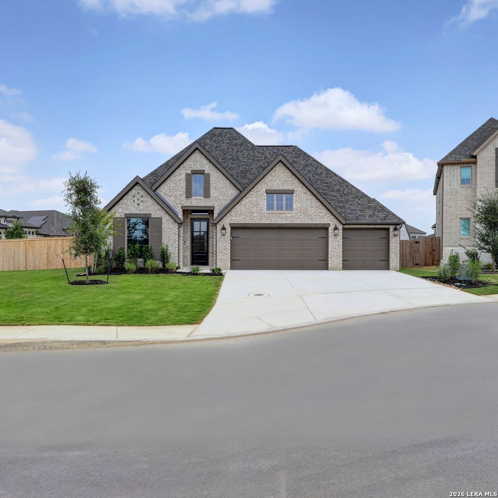113 Pin Oak, Castroville, TX 78009 Main Photo