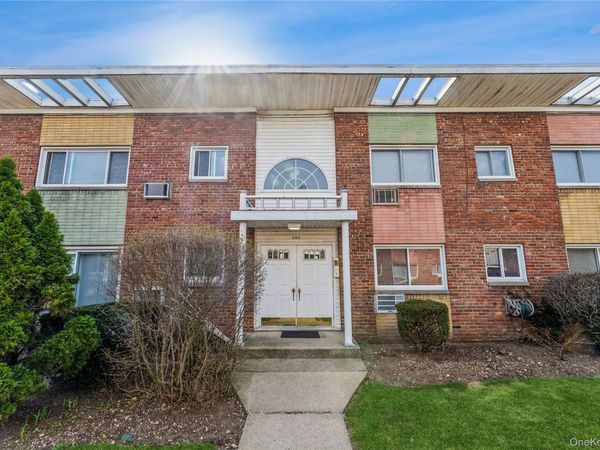 269 N Newbridge Road , Unit 2B, Levittown, NY 11756