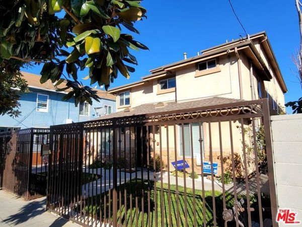 887 E 40th Place, Unit 3, Los Angeles, CA 90011