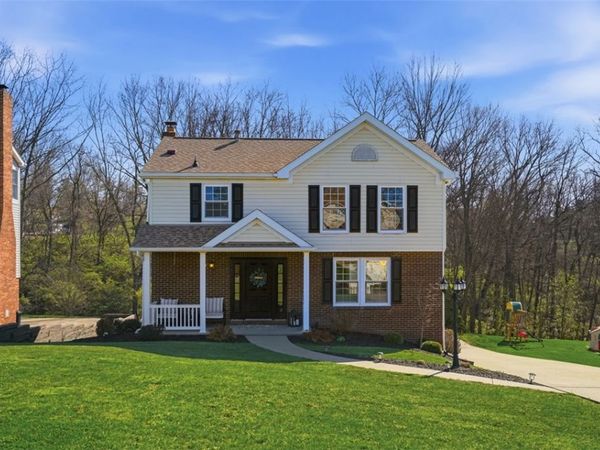 1507 N Randolph Dr, Clairton, PA 15025