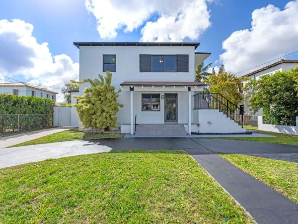 130 SW 31st Court, Unit 3, Miami, FL 33135