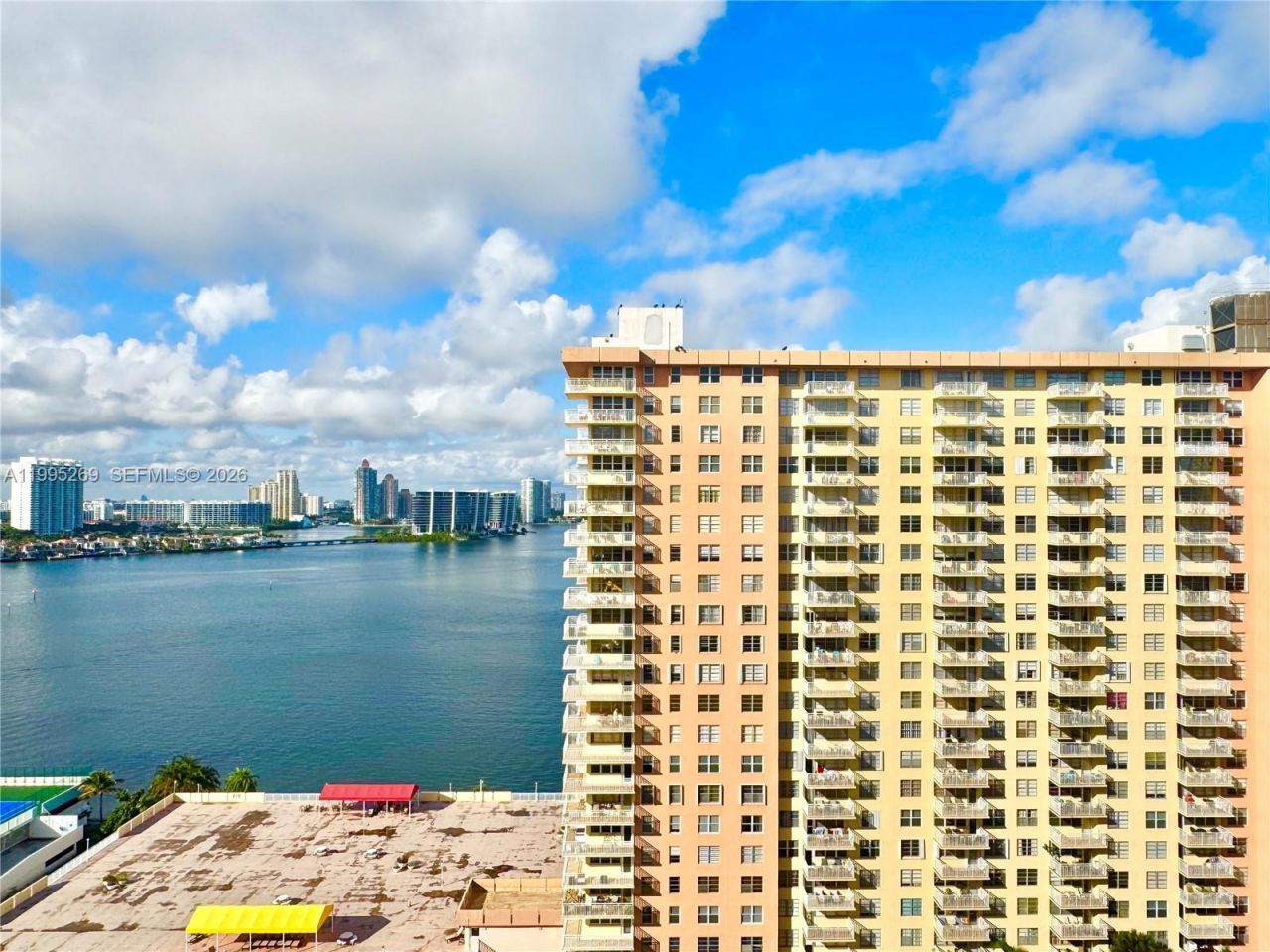 250 174th St, Unit 1912, Sunny Isles Beach, FL 33160 Photo