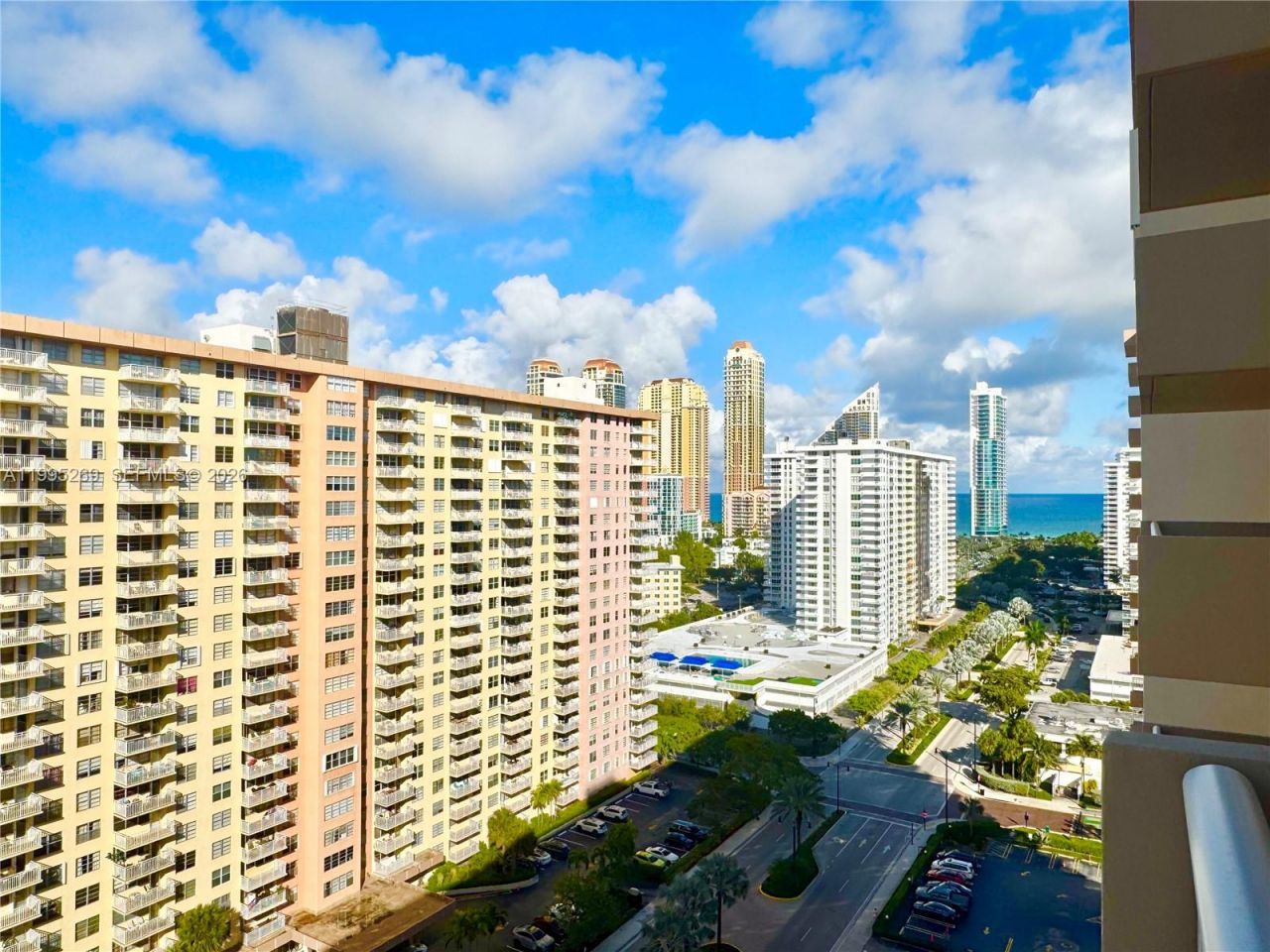 250 174th St, Unit 1912, Sunny Isles Beach, FL 33160 Photo