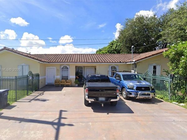 9740 NW 5th Ave , Miami, FL 33150