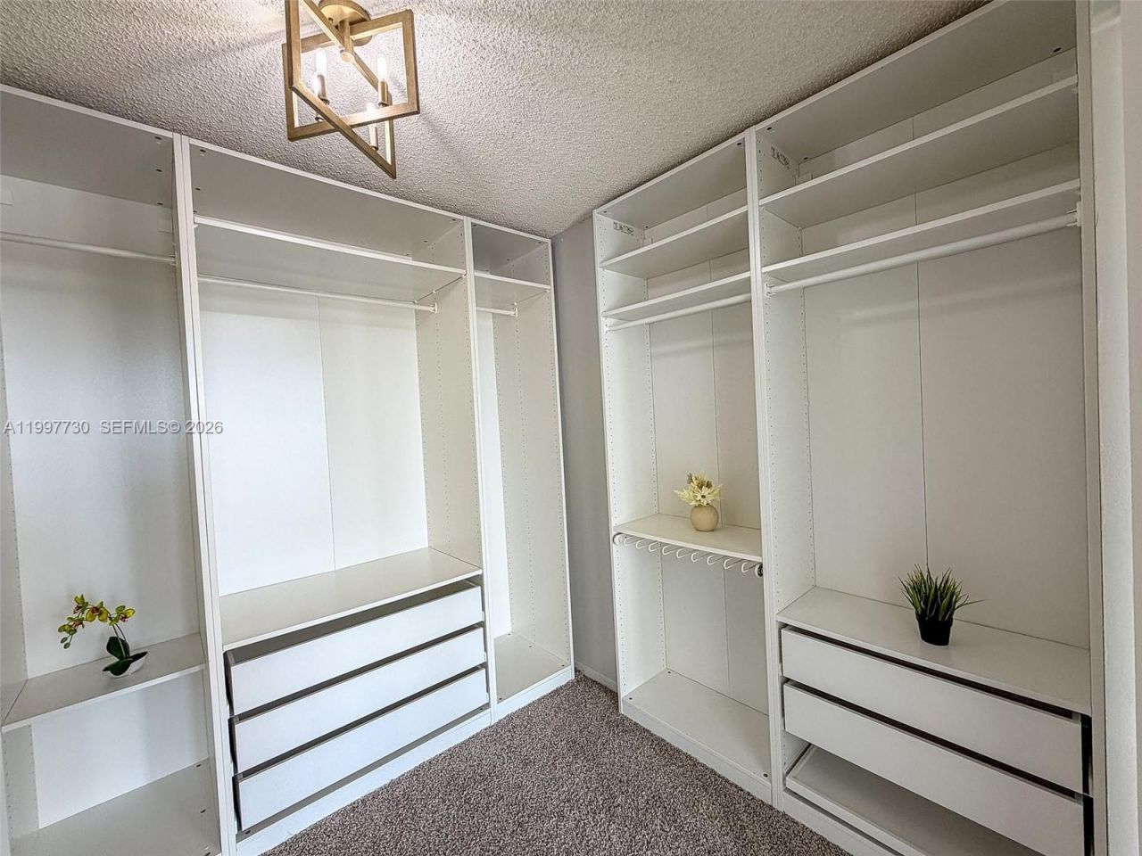 1000 Parkview Dr, Unit 531, Hallandale Beach, FL 33009 Photo