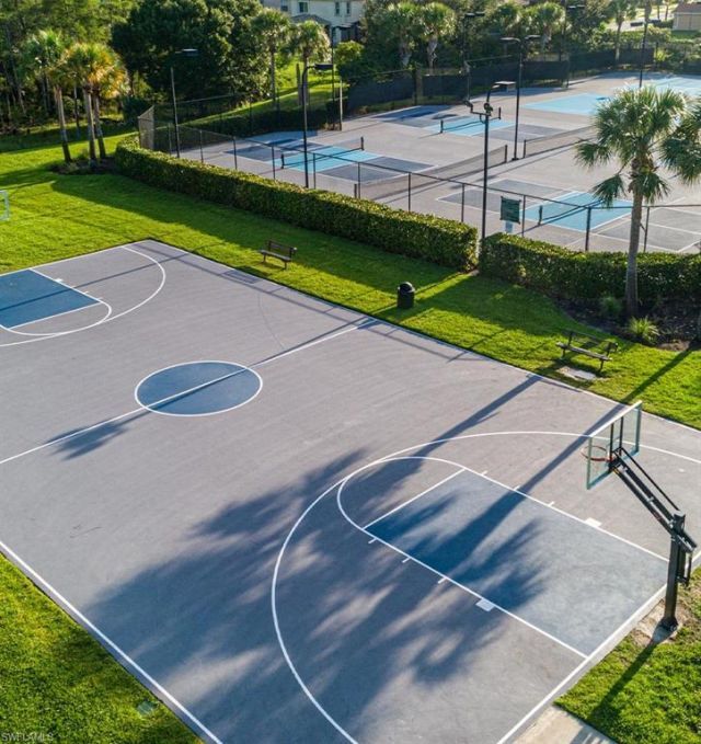 10298 Barberry Ln, Fort Myers, FL 33913 Photo