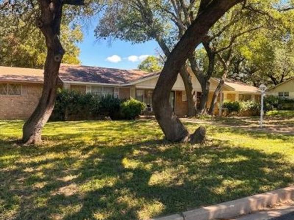 409 White Hall Road, Woodway, TX 76712