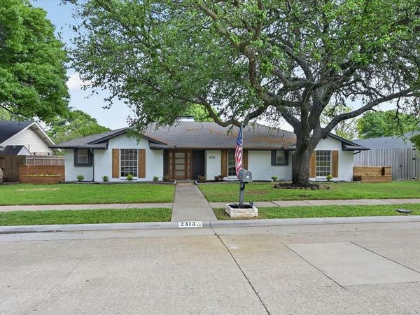 2313 Claridge Circle , Plano, TX 75075