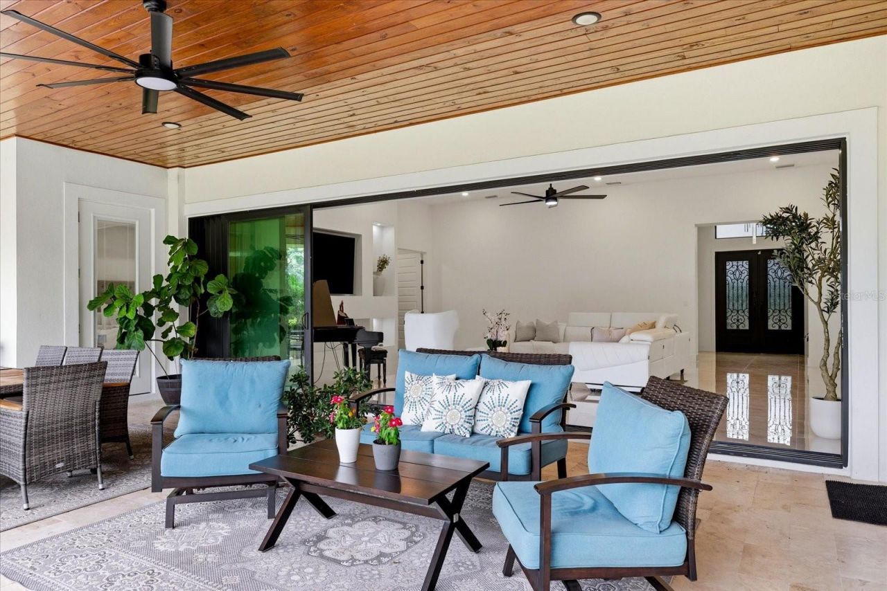 8459 Harvey Walden Drive, Plant City, FL 33565 Photo