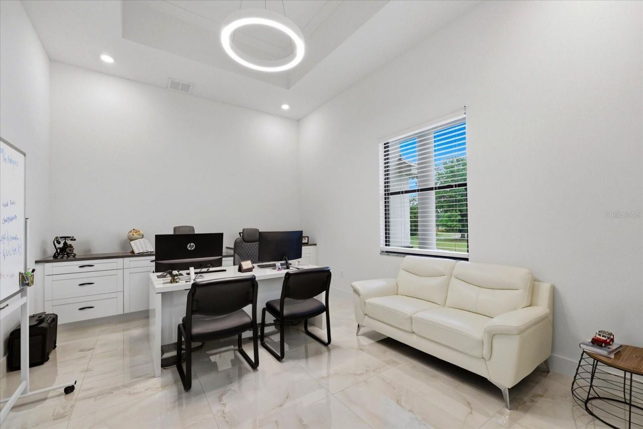 8459 Harvey Walden Drive, Plant City, FL 33565 Photo