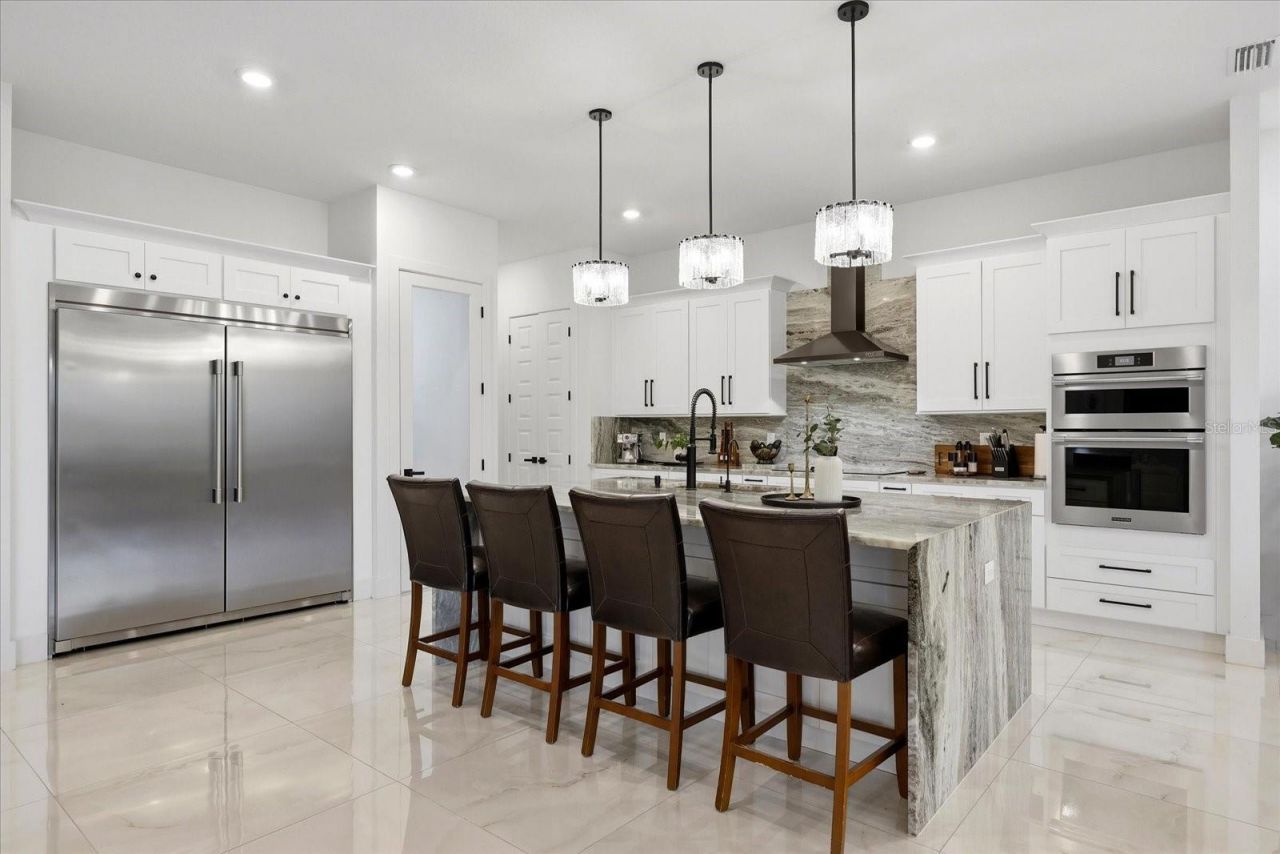 8459 Harvey Walden Drive, Plant City, FL 33565 Photo