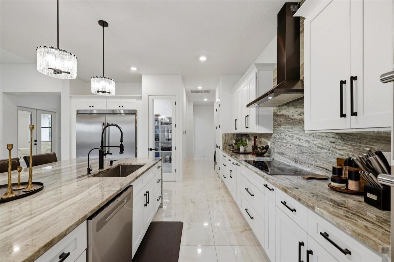 8459 Harvey Walden Drive, Plant City, FL 33565 Photo