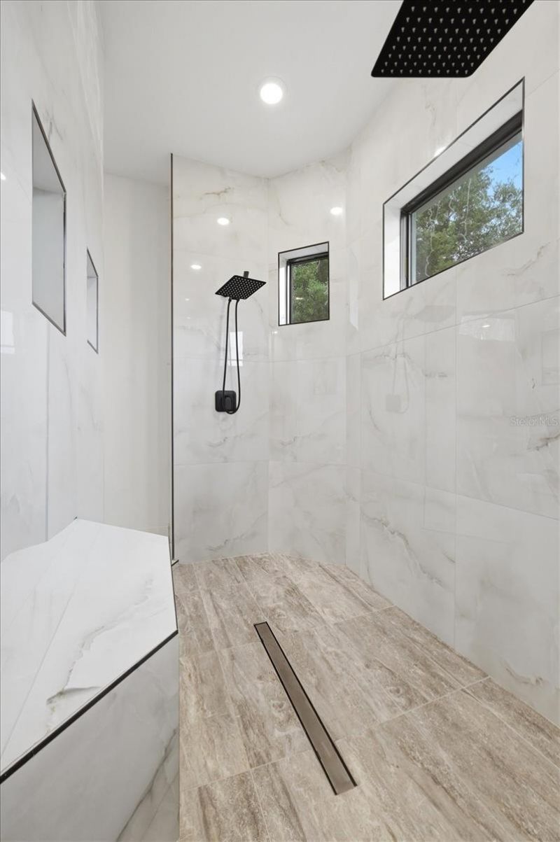 8459 Harvey Walden Drive, Plant City, FL 33565 Photo