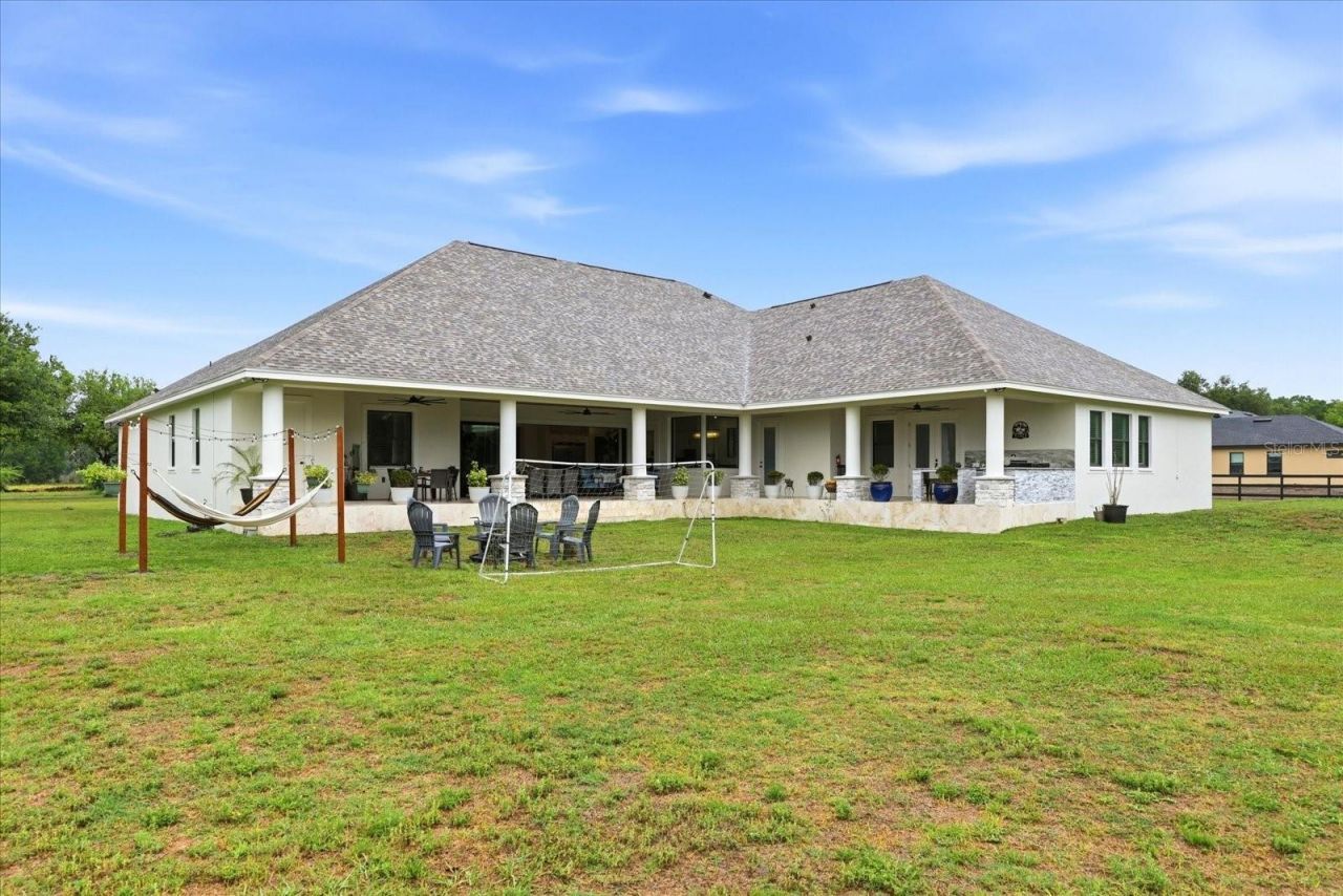 8459 Harvey Walden Drive, Plant City, FL 33565 Photo