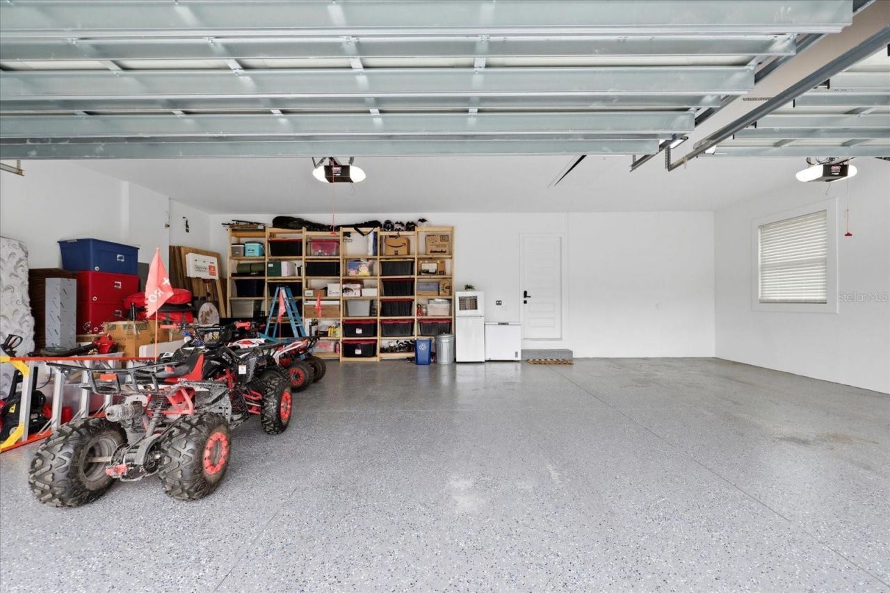 8459 Harvey Walden Drive, Plant City, FL 33565 Photo