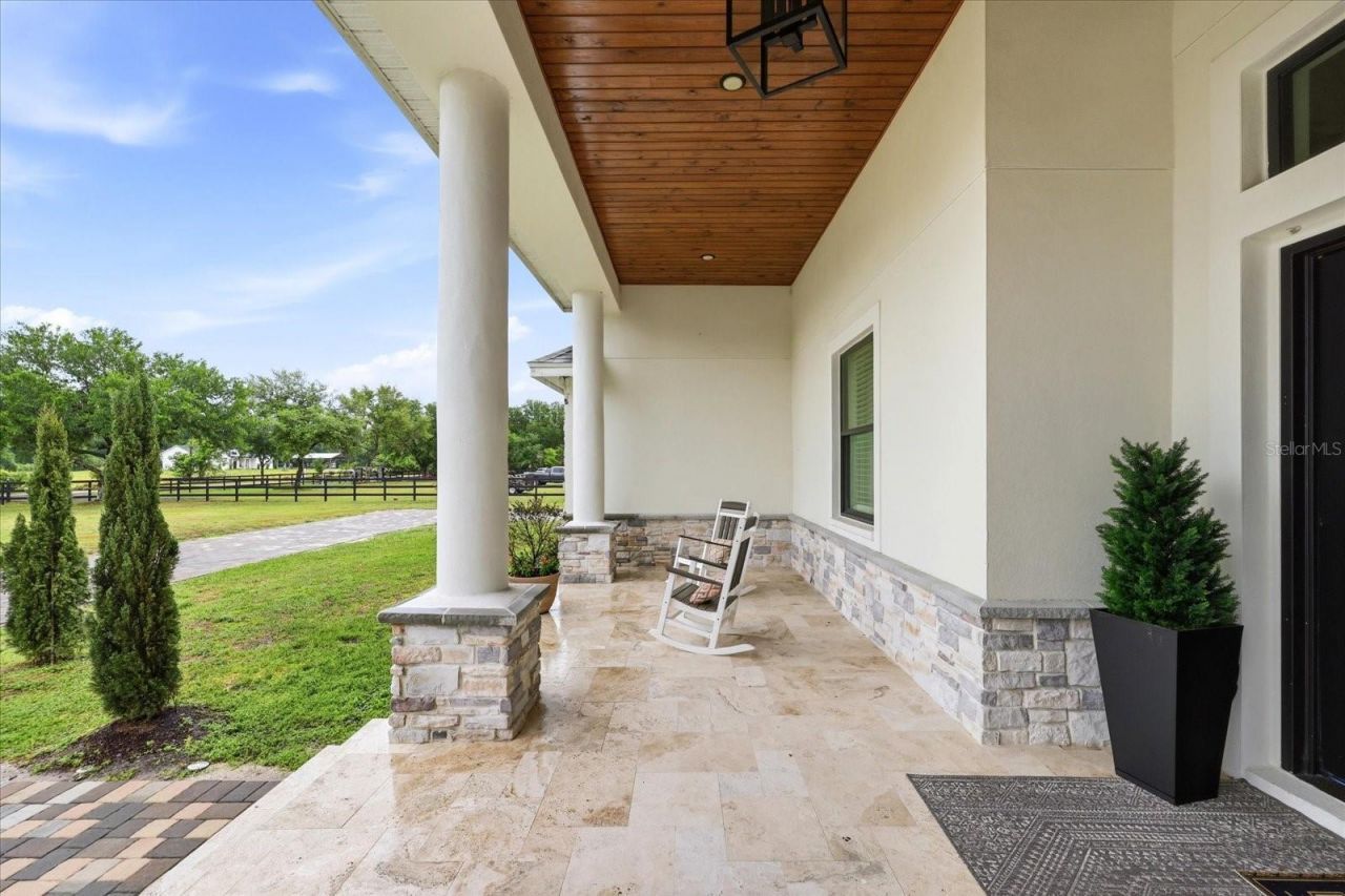 8459 Harvey Walden Drive, Plant City, FL 33565 Photo