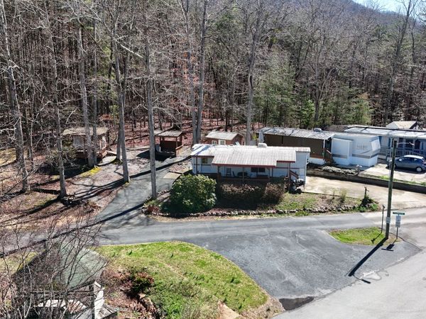 331 Holiday Loop, Cleveland, GA 30528