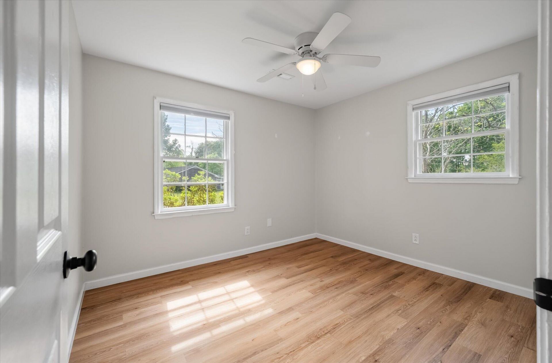 111 Hartford Drive Photo 12