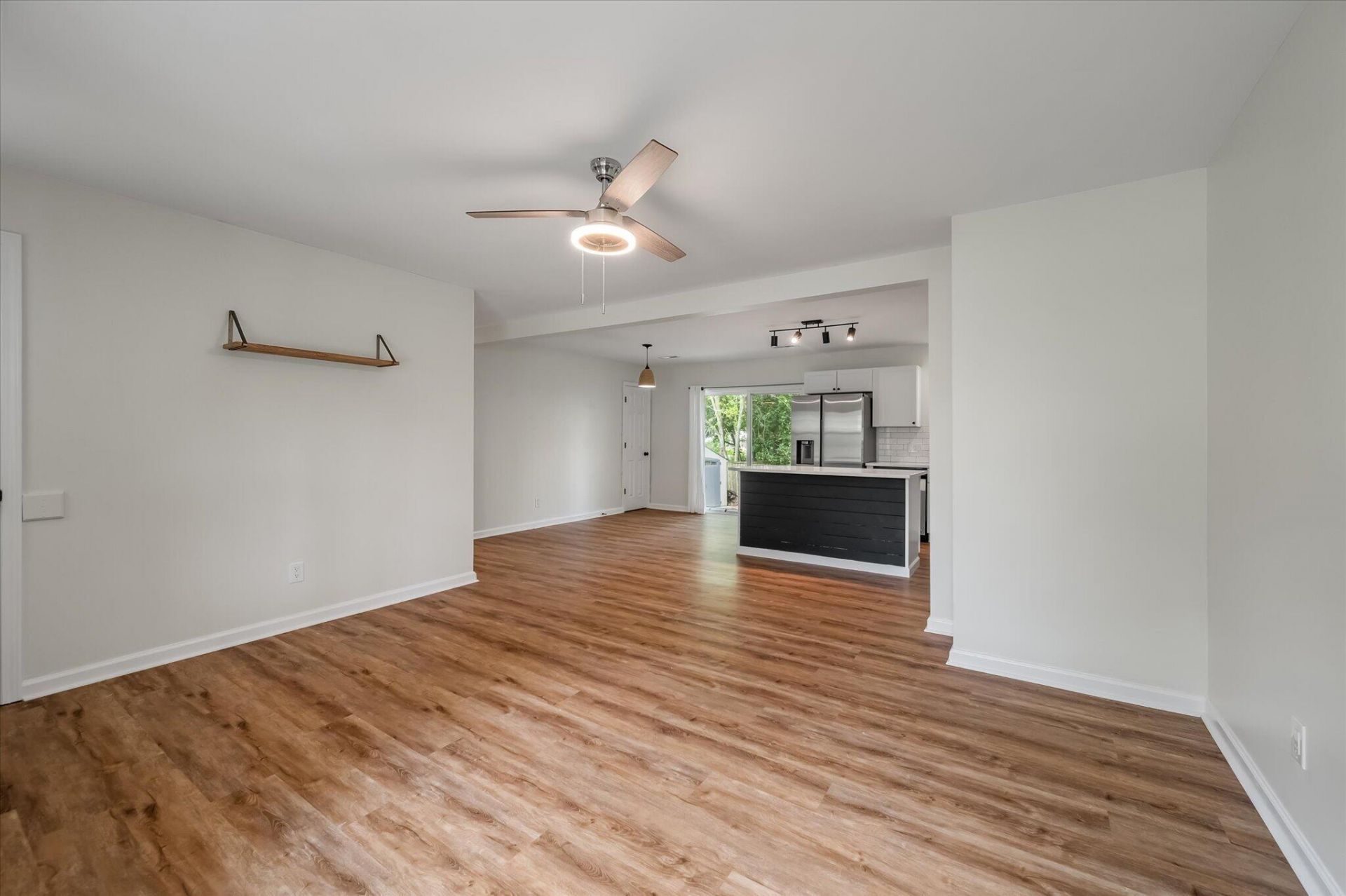 111 Hartford Drive Photo 20