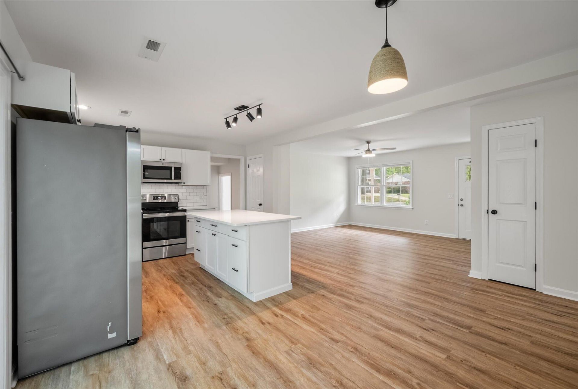 111 Hartford Drive Photo 21