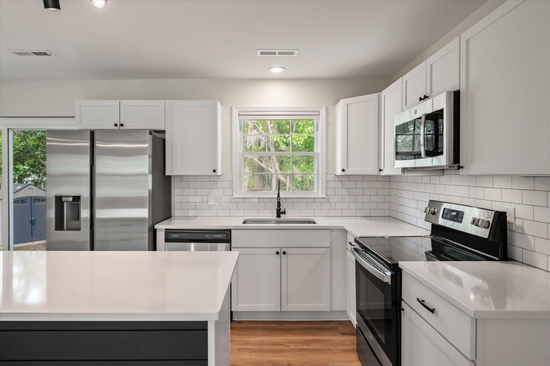 111 Hartford Drive Photo 24