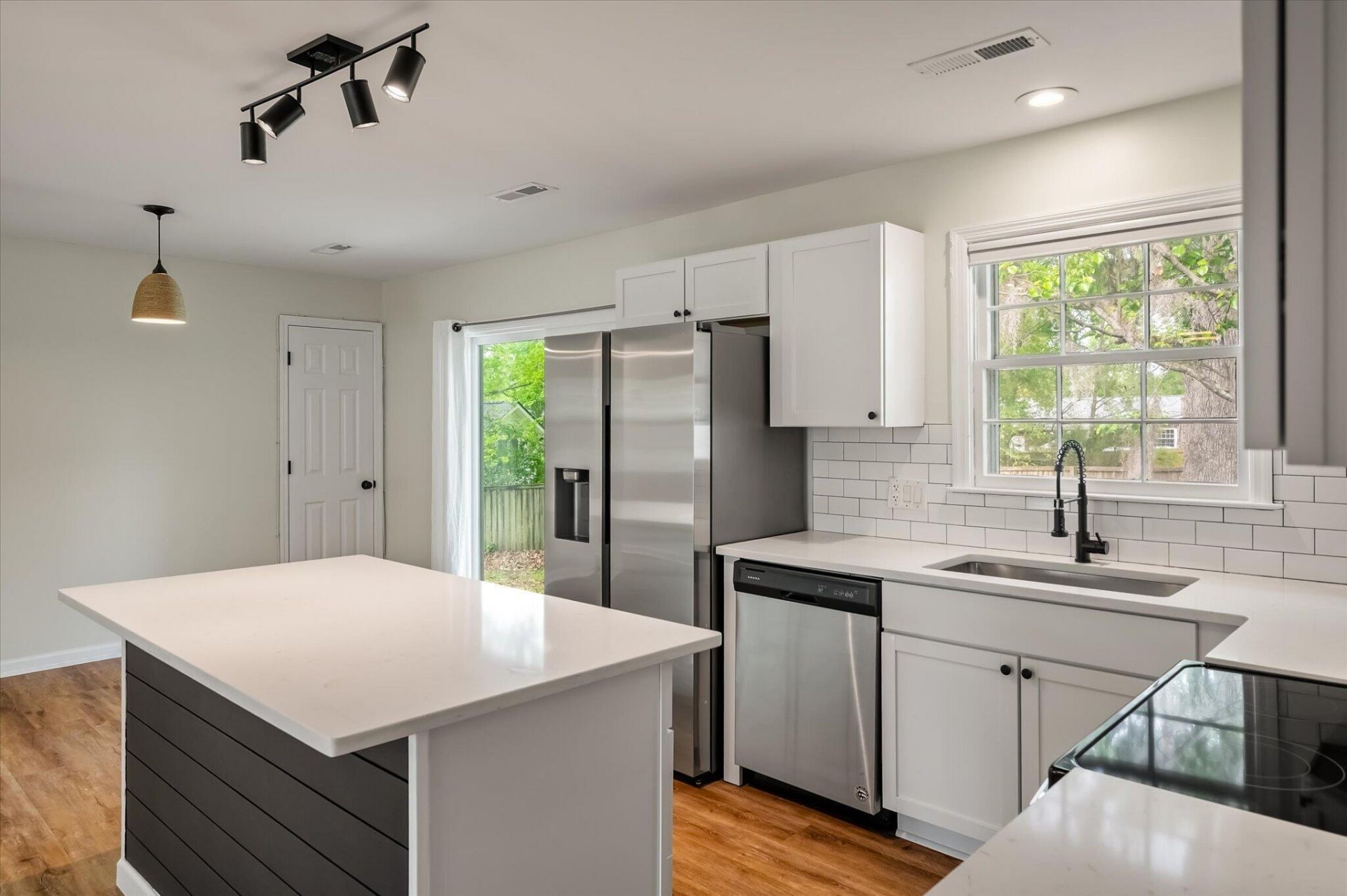 111 Hartford Drive Photo 26