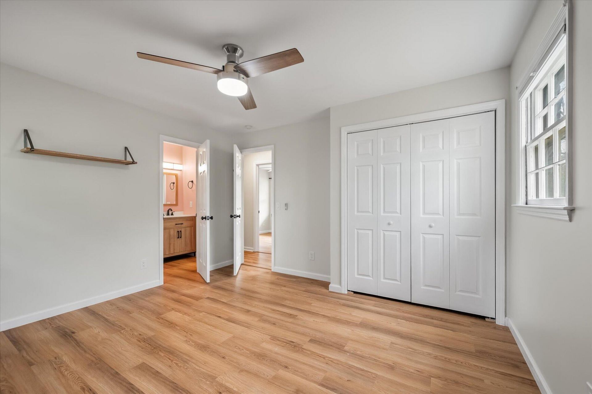 111 Hartford Drive Photo 30