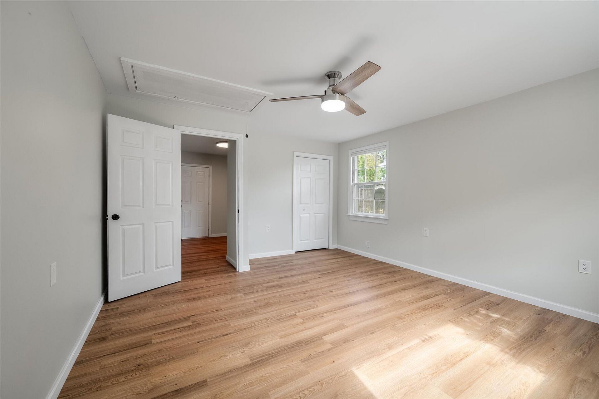 111 Hartford Drive Photo 34