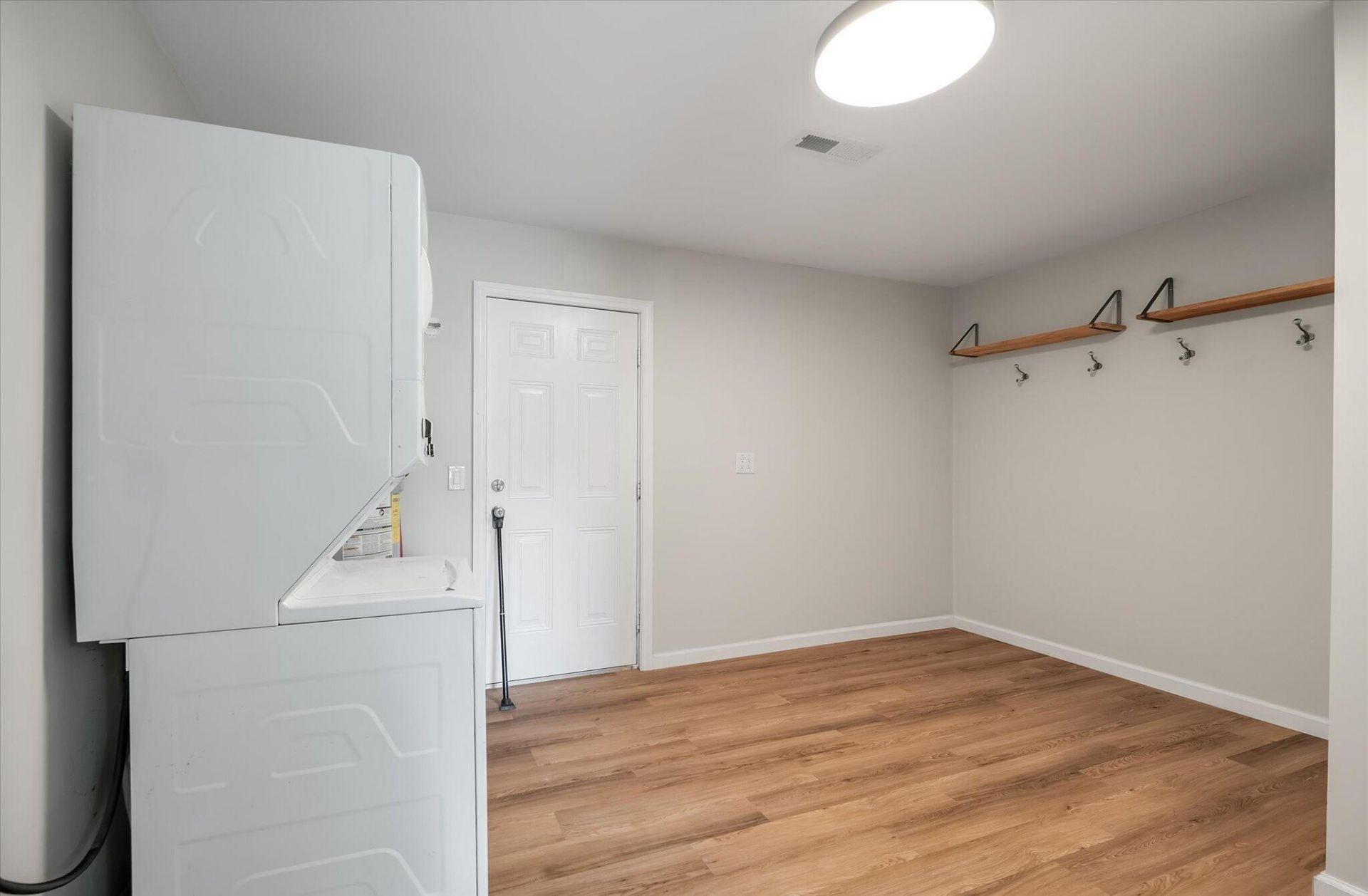 111 Hartford Drive Photo 35