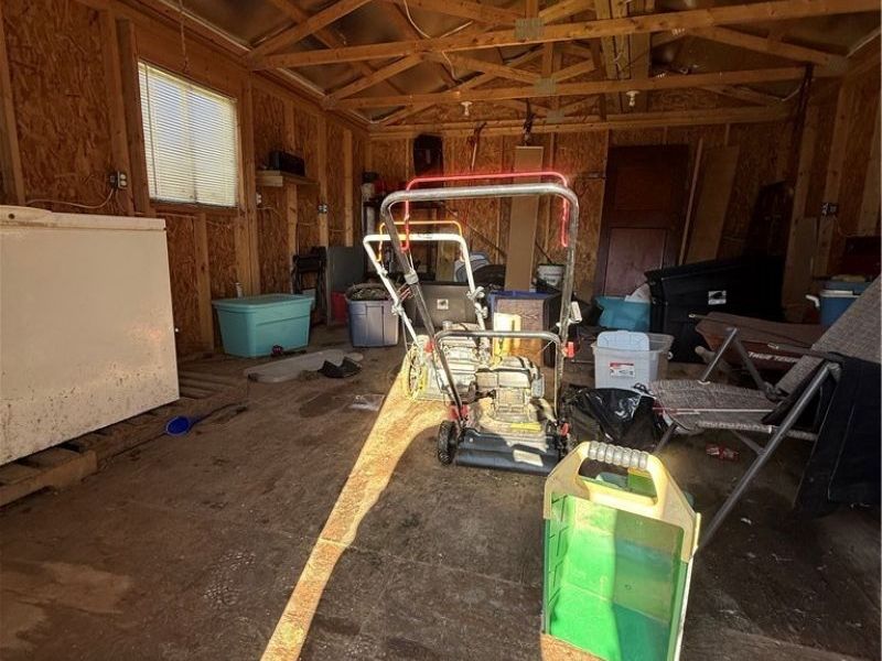 1748 South Lawn Extension, Coshocton, OH 43812 Photo 6