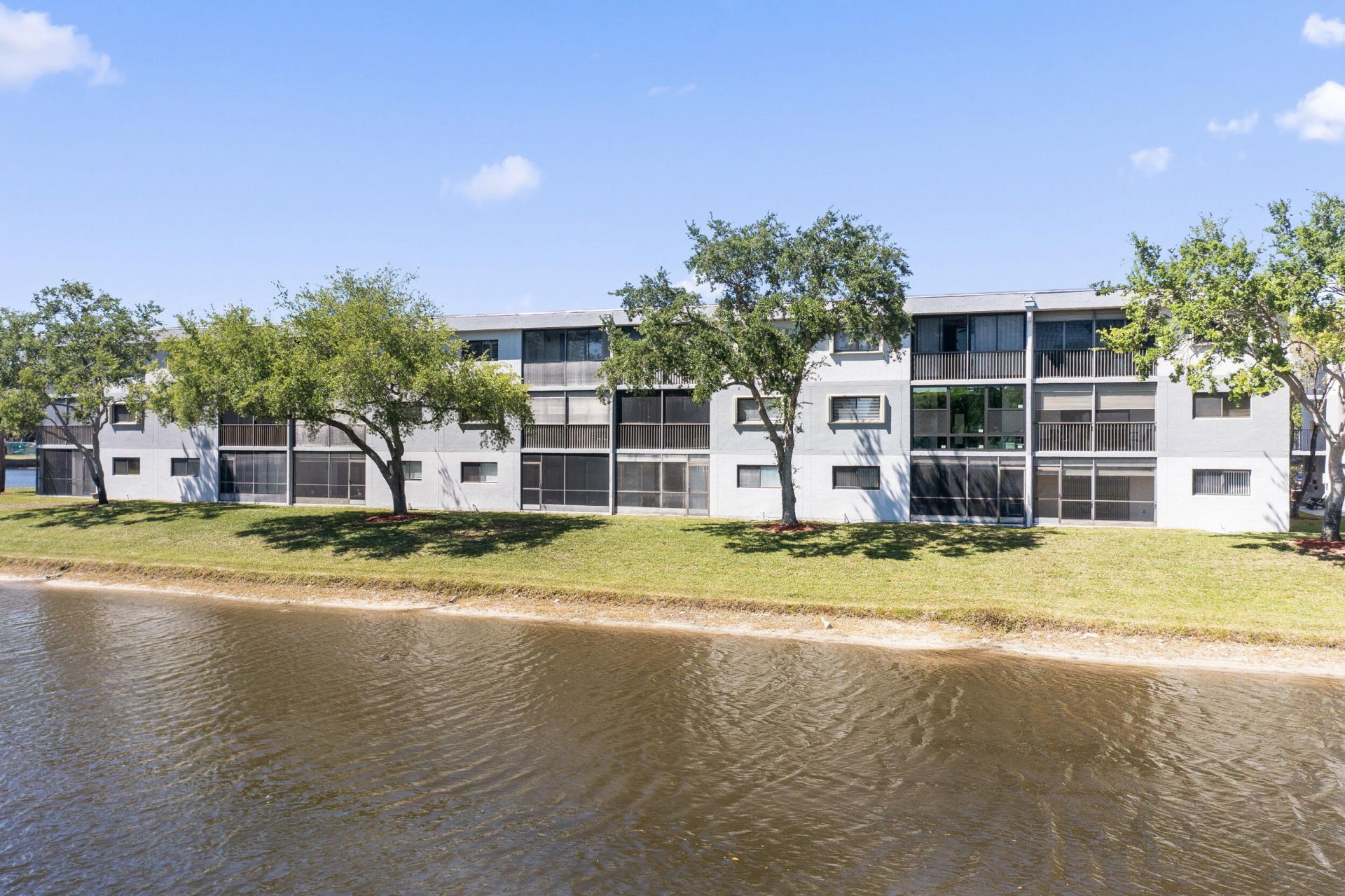 15355 Lakes Of Delray Boulevard, Unit 309, Delray Beach, FL 33484 Photo