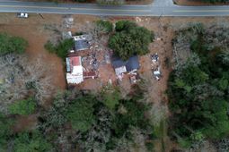 6743 Satchel Ford Road photo 4