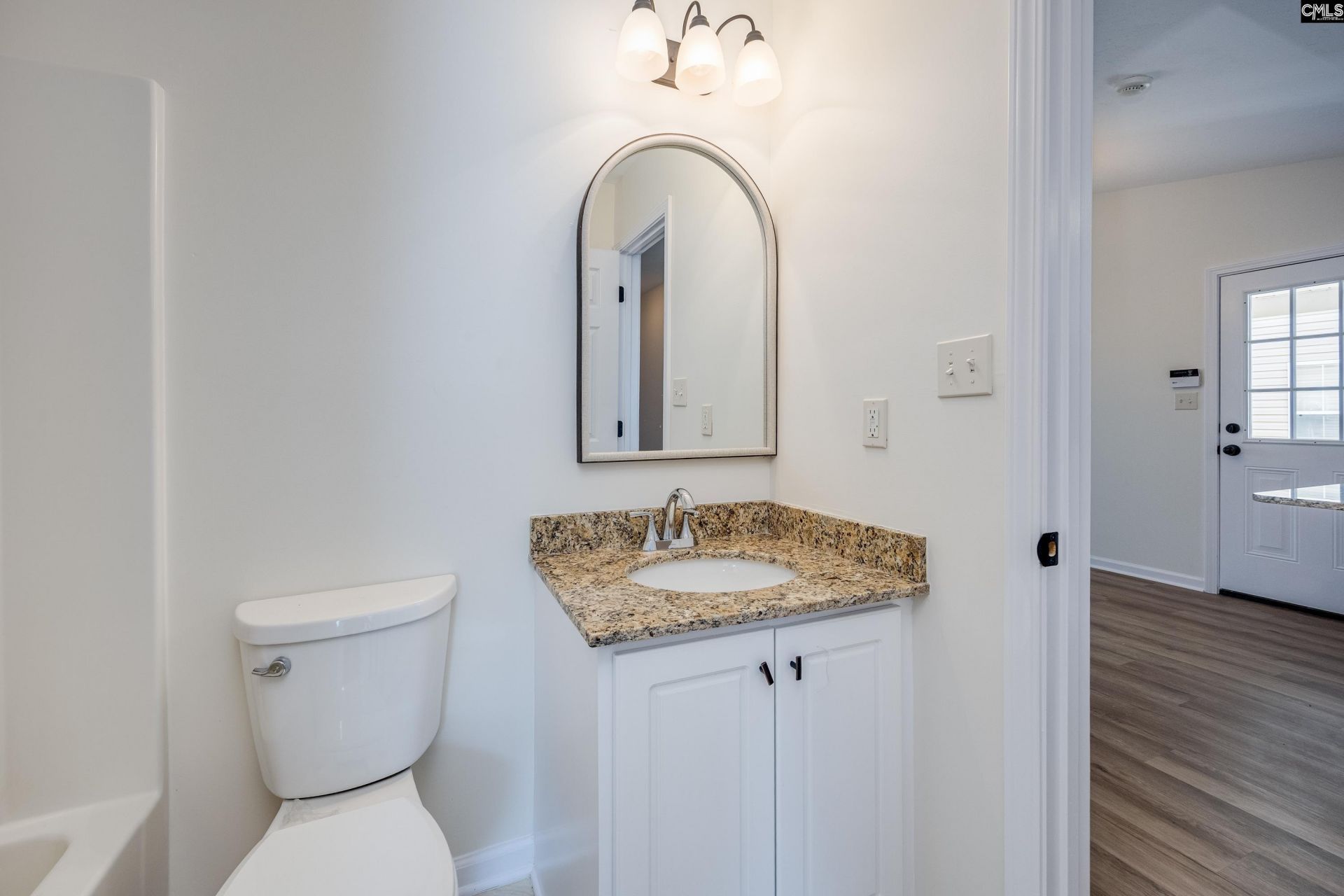 351 Elders Pond Circle Photo 32