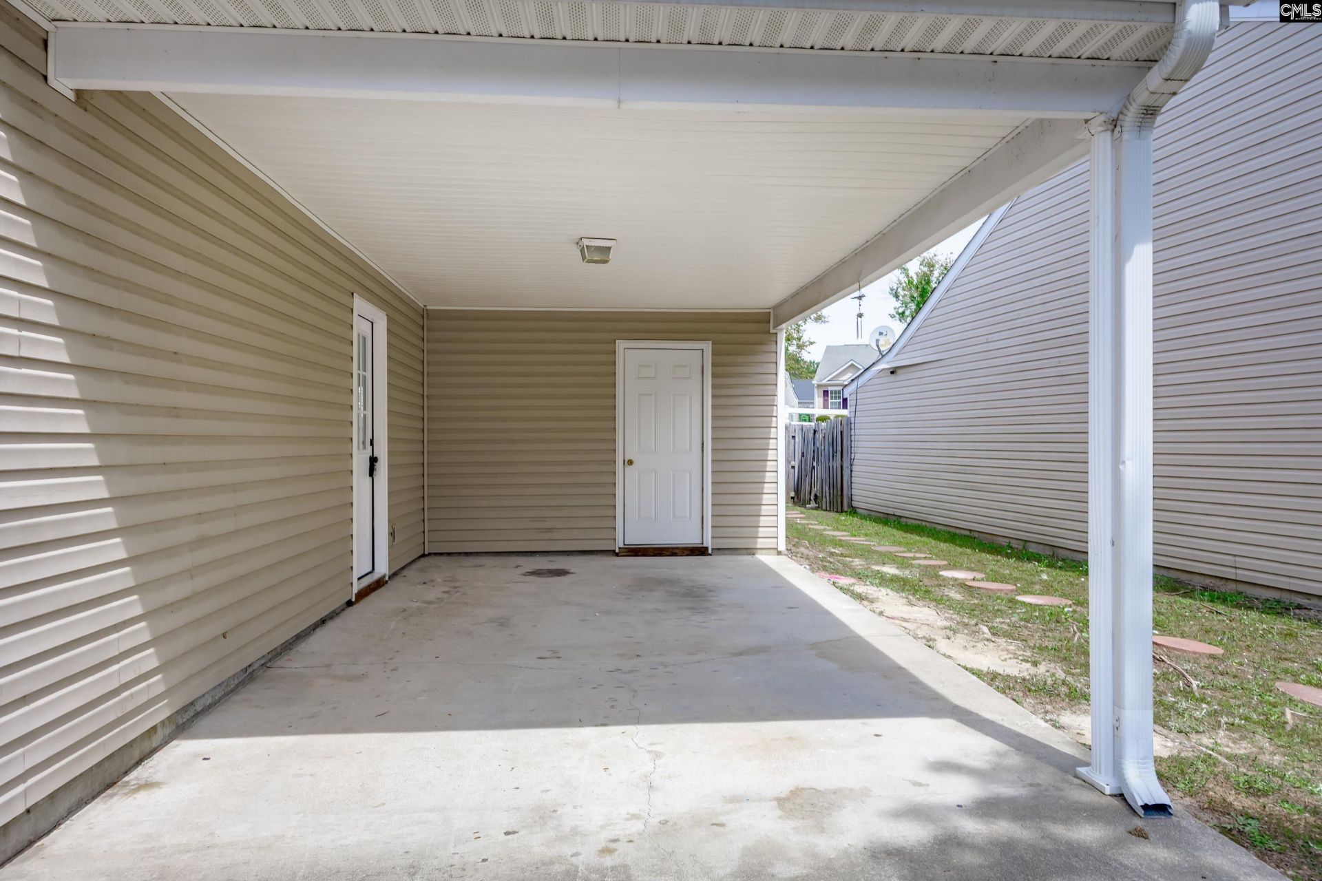 351 Elders Pond Circle Photo 4