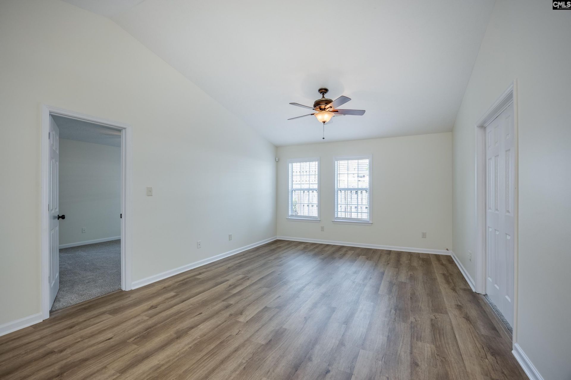 351 Elders Pond Circle Photo 8