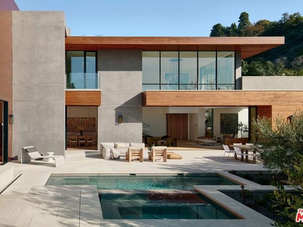 10901 Chalon Road, Los Angeles, CA 90077