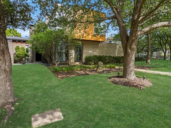 802 N Oak Cliff Boulevard, Dallas, TX 75208