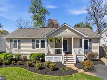 3008 FAIRMONT STREET, FALLS CHURCH, VA 22042