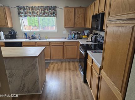 5932 Begonia Court, Sun Valley, NV 89433 Photo